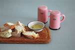 Salt &amp; Pepper shaker set of 2 - Cinnamon Pink